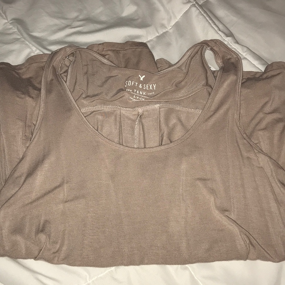 long flowy aeo tank top